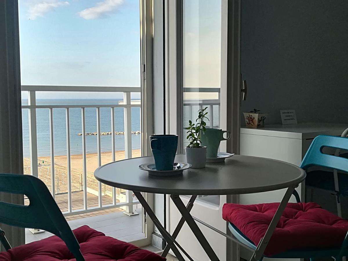 La Finestra Sul Castello B&B 泰尔莫利 外观 照片